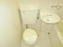 トイレ　トイレとお風呂が一緒なのでお掃除が楽チンです
