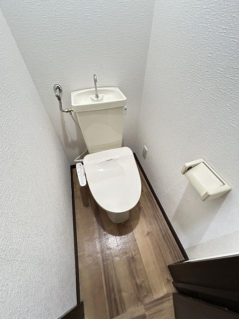 トイレ　トイレ