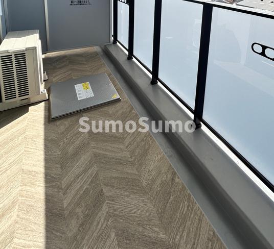 バルコニー　外からの目が気にならないバルコニーで洗濯物が干せます