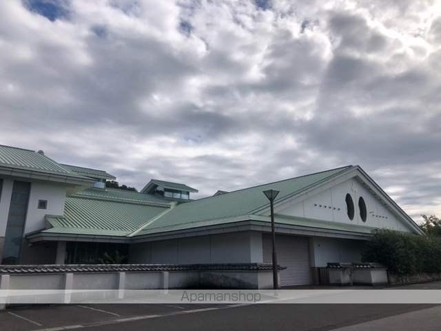 図書館　浅井図書館（図書館）まで1888m