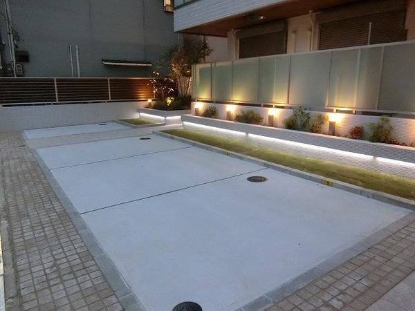 駐車場　駐車しやすい！