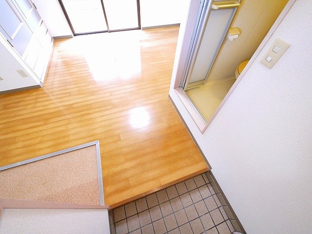 玄関　ゆったりとした玄関です