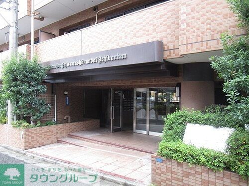 エントランス　マンションエントランス