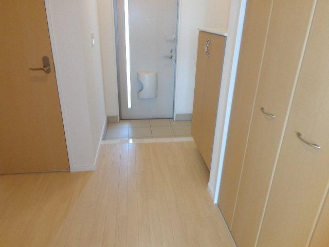 バルコニー　玄関