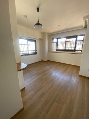 居室・リビング　前回募集時の写真になります。