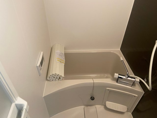 バス・シャワールーム　雨の日でも安心の浴室乾燥機付きです♪