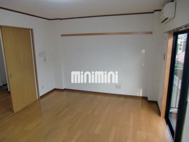 居室・リビング　エアコン付き洋間