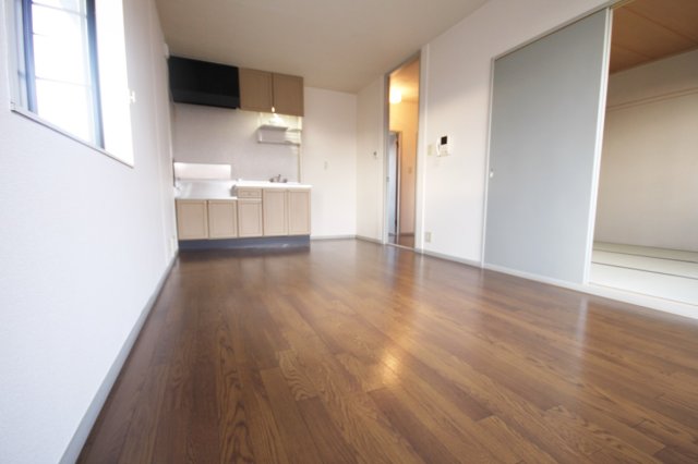 居室・リビング　使いやすい居間です