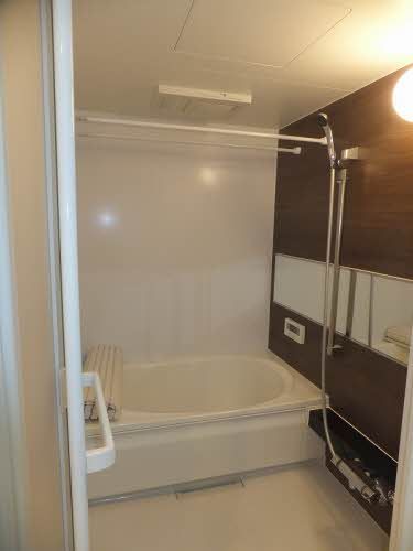 バス・シャワールーム　浴室