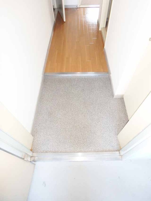 玄関　下駄箱付き！