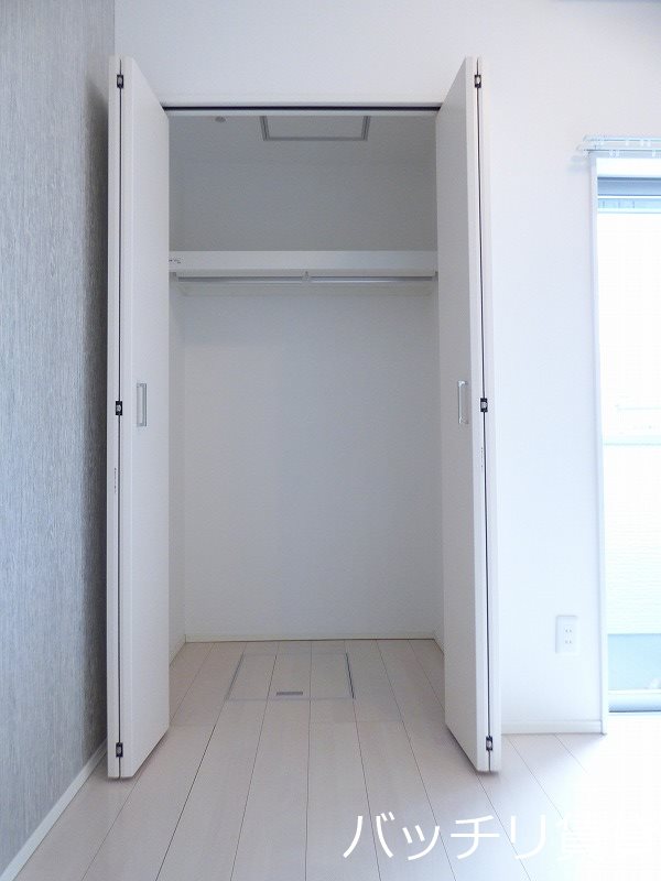 収納　同型タイプの為、現状を優先いたします