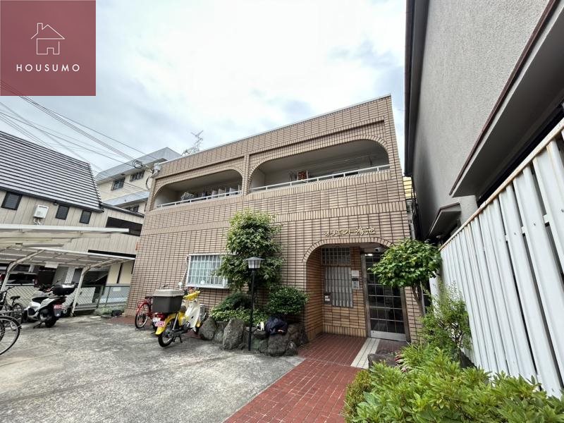 建物外観　落ち着いた雰囲気の外観です