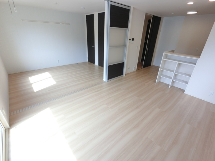 居室・リビング　アリイス