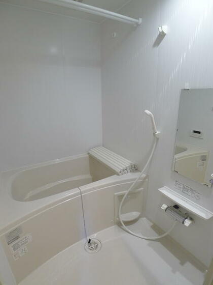 バス・シャワールーム　追い焚き・浴室乾燥暖房機付き