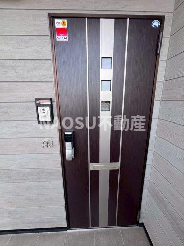 玄関　落ち着いた玄関です