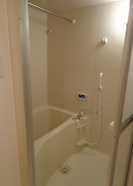 バス・シャワールーム　日々の暮らしに欠かせないお風呂です