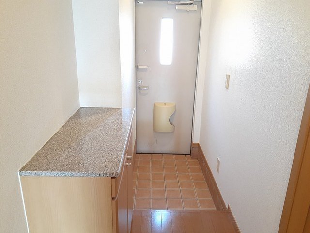 玄関　落ち着いた玄関です