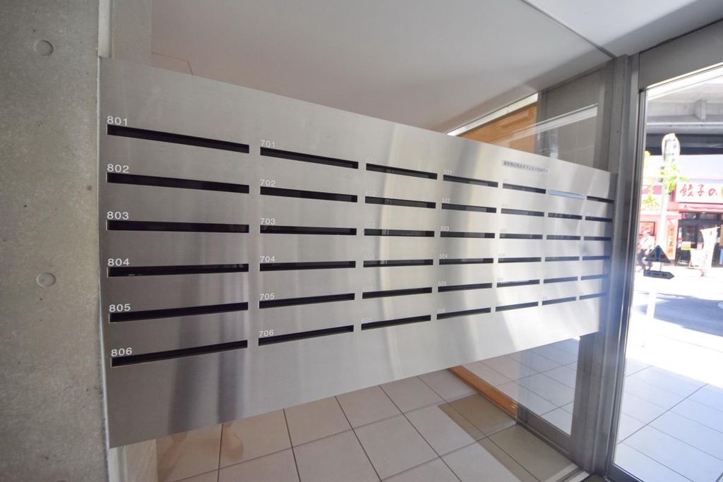 エントランス　エントランス