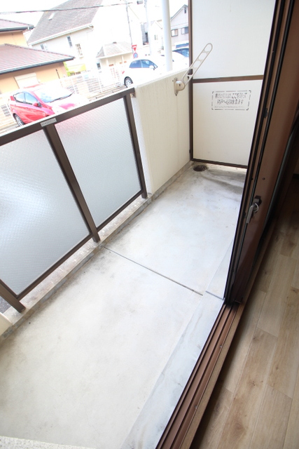 バルコニー　※１１０号室の室内写真です♪