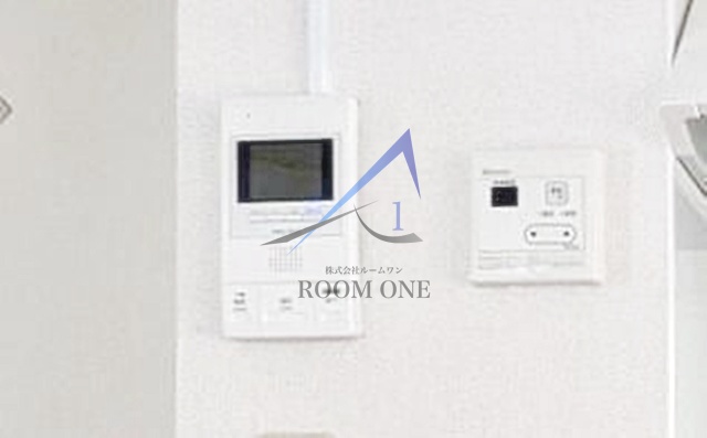 セキュリティ　モニター付きインターホンです。