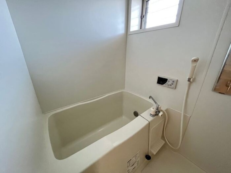 バス・シャワールーム　図面と現状に相違がある場合には現状を優先