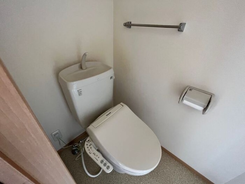 トイレ　図面と現状に相違がある場合には現状を優先