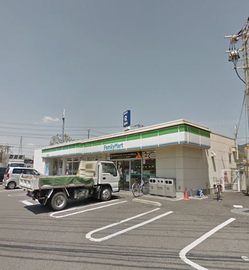 コンビニ　ファミリーマート 小倉田原新町店（コンビニ）まで375m