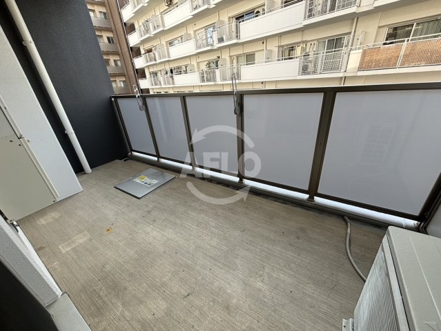 バルコニー　クリスタルエグゼ南堀江　バルコニー