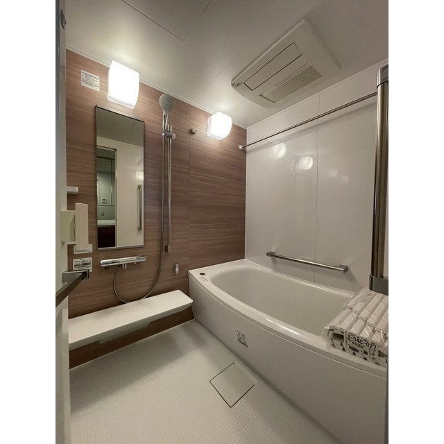 バス・シャワールーム　日々の疲れを癒すお風呂付です