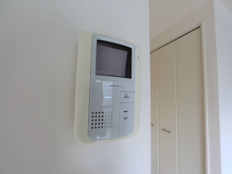 セキュリティ　TVモニター付インターホン