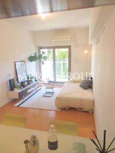 居室・リビング　同仕様タイプ備品はついておりません