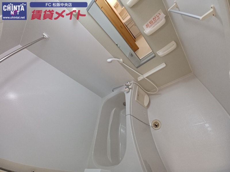 バス・シャワールーム　反転タイプ参考写真