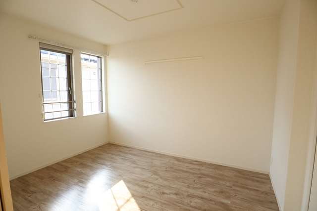 居室・リビング　洋室（バルコニー側）他号室参考写真