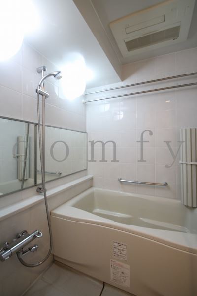 バス・シャワールーム　追い炊き機能浴室乾燥機付きバス