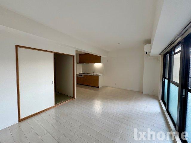 居室・リビング　居間です