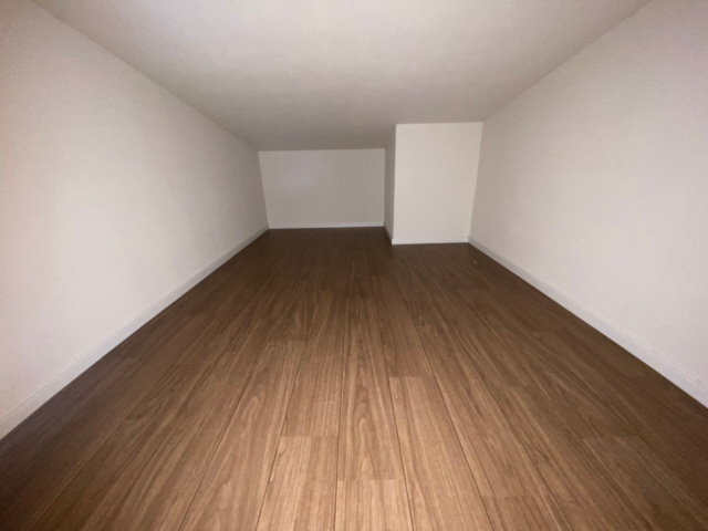 その他部屋・スペース　広くて明るい寝室