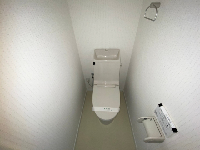 トイレ　落ち着いたトイレです