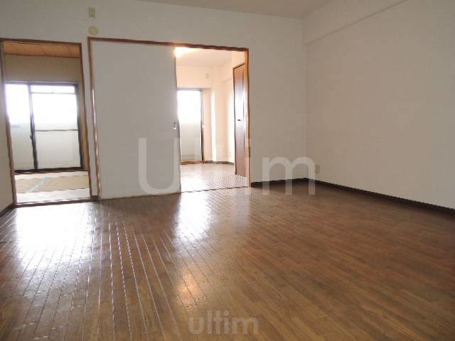 居室・リビング　リビング