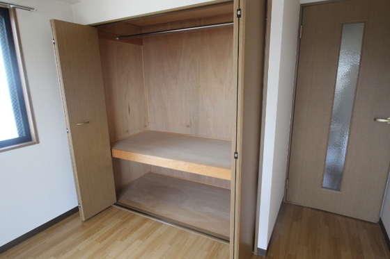 収納　※別号室の写真です