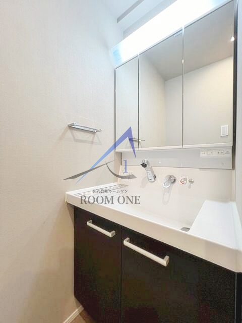 洗面設備　洗面台です。
