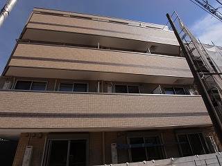 建物外観　総タイル張り