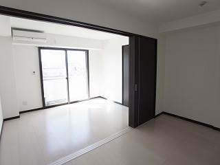 居室・リビング　広々リビング