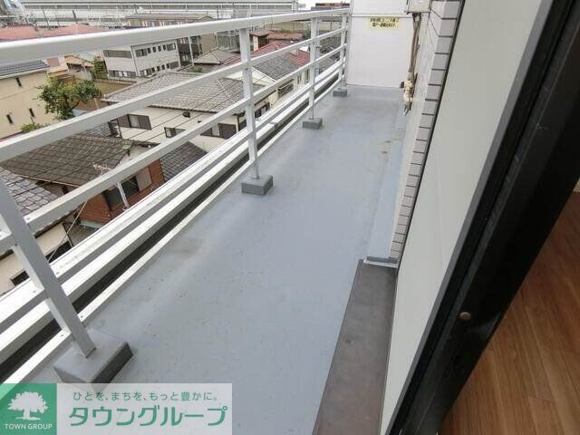 バルコニー　バルコニー