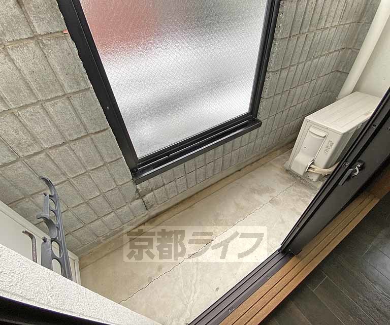 バルコニー　風当たりの良いバルコニーです。