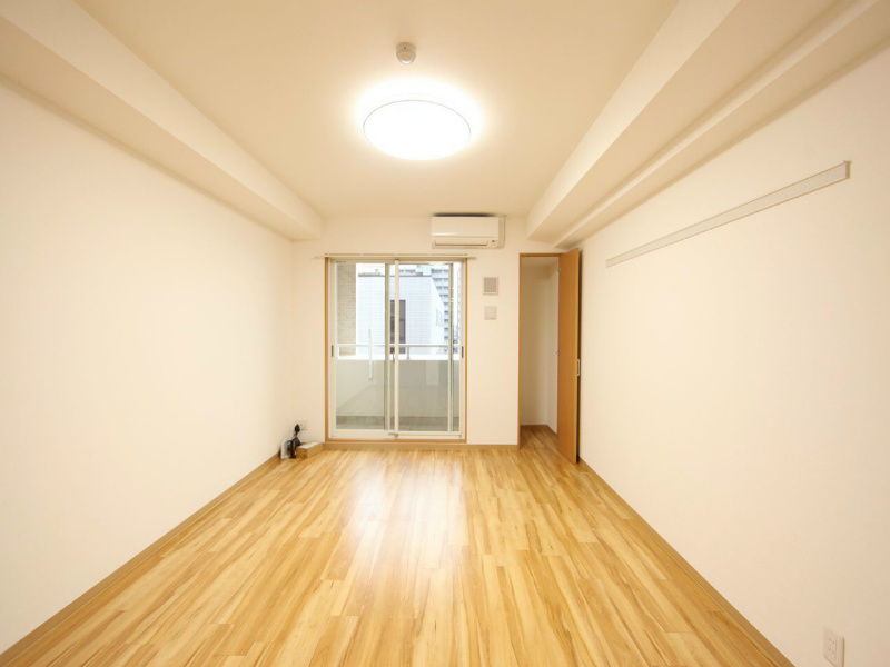 その他部屋・スペース　洋室11.5帖　エアコン完備　南向き