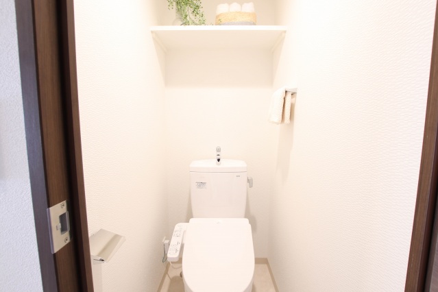 トイレ　写真は別部屋です。