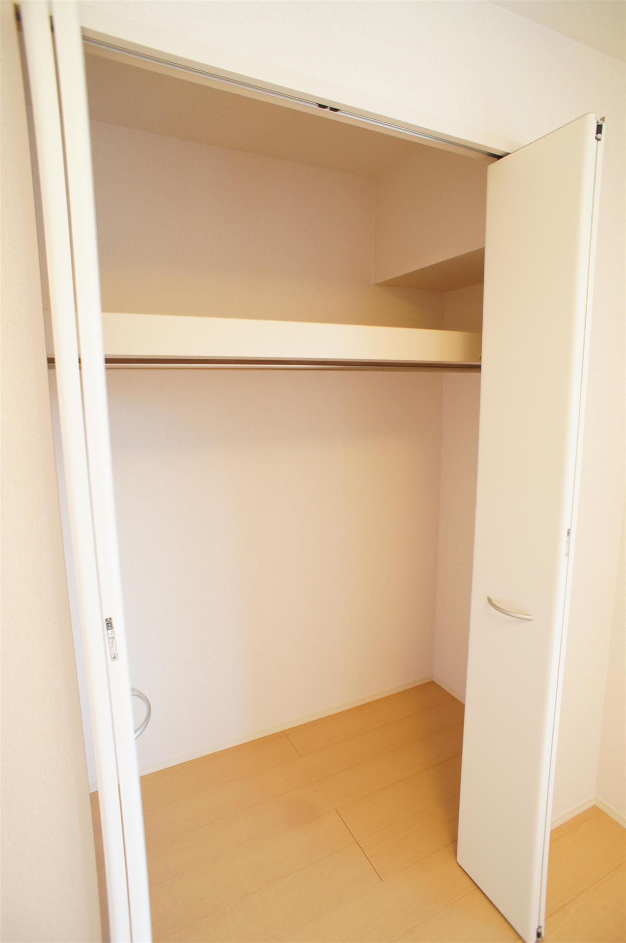 収納　クローゼット