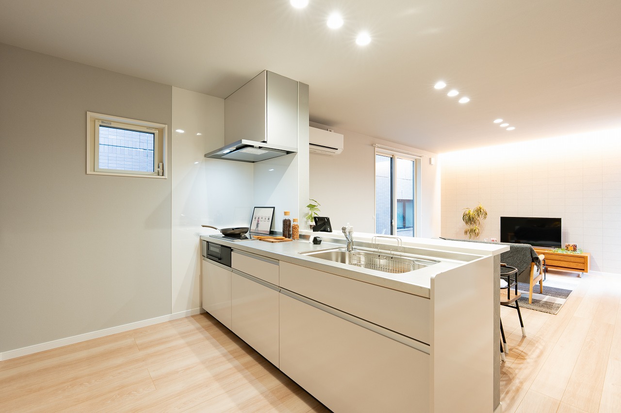 キッチン　モデルルームの為家具は付きません