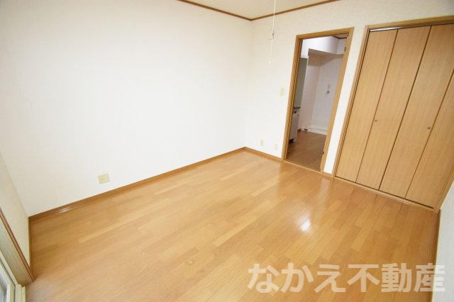 その他部屋・スペース　使い勝手のいい寝室です