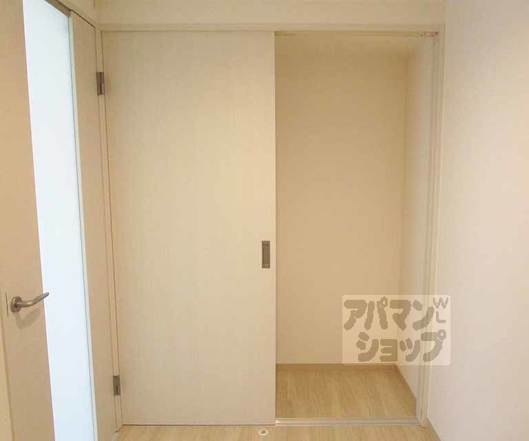 収納　２０２号室の写真です。